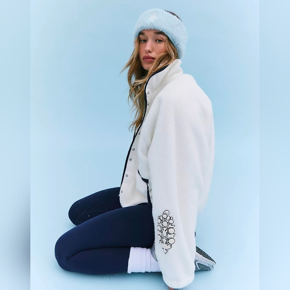 NWT Free People Hit The Slopes Patch Fleece White Jacket with Embroidered Sleeve